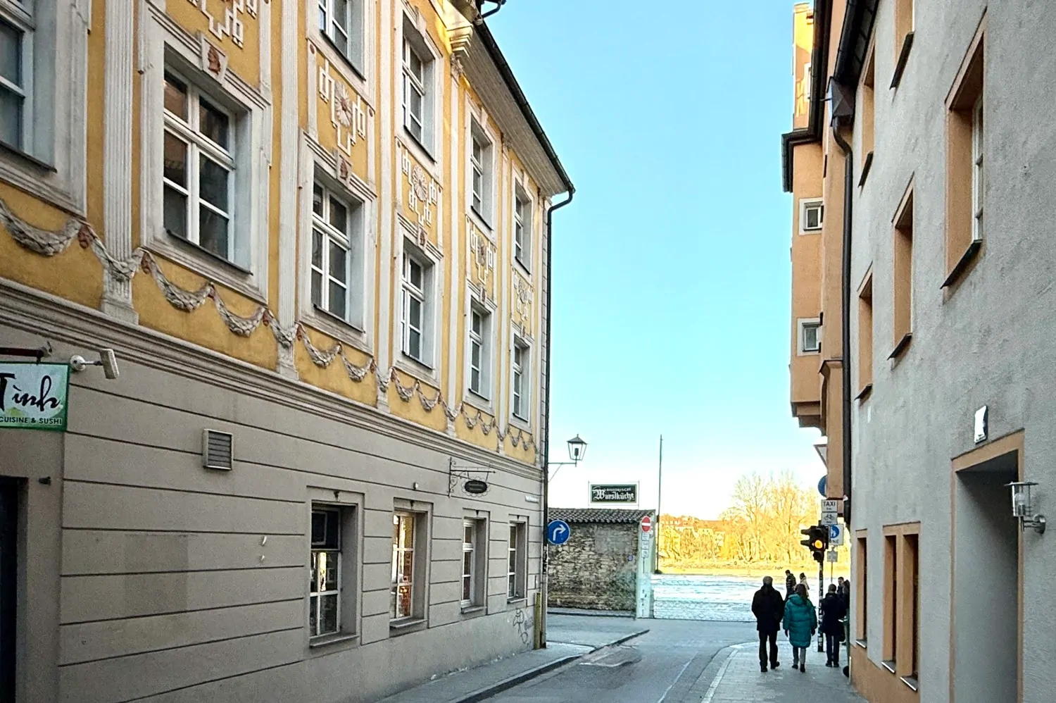 Weiße-Hahnen-Gasse