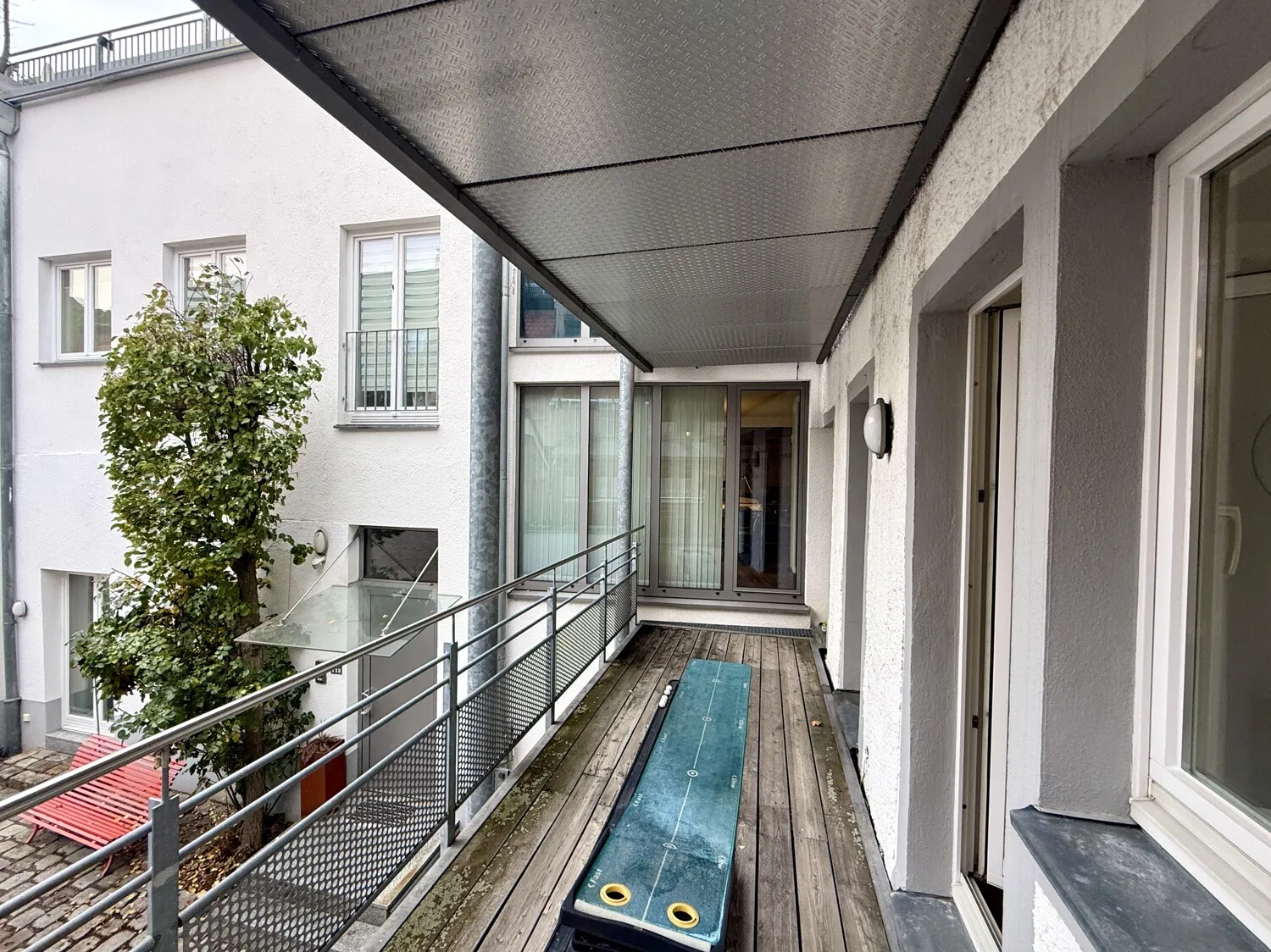 großer Loggia-Balkon