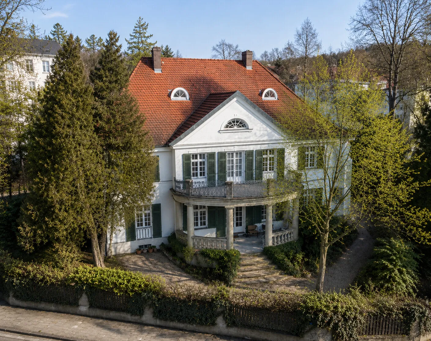 Repräsentative Villa im Inneren Westen