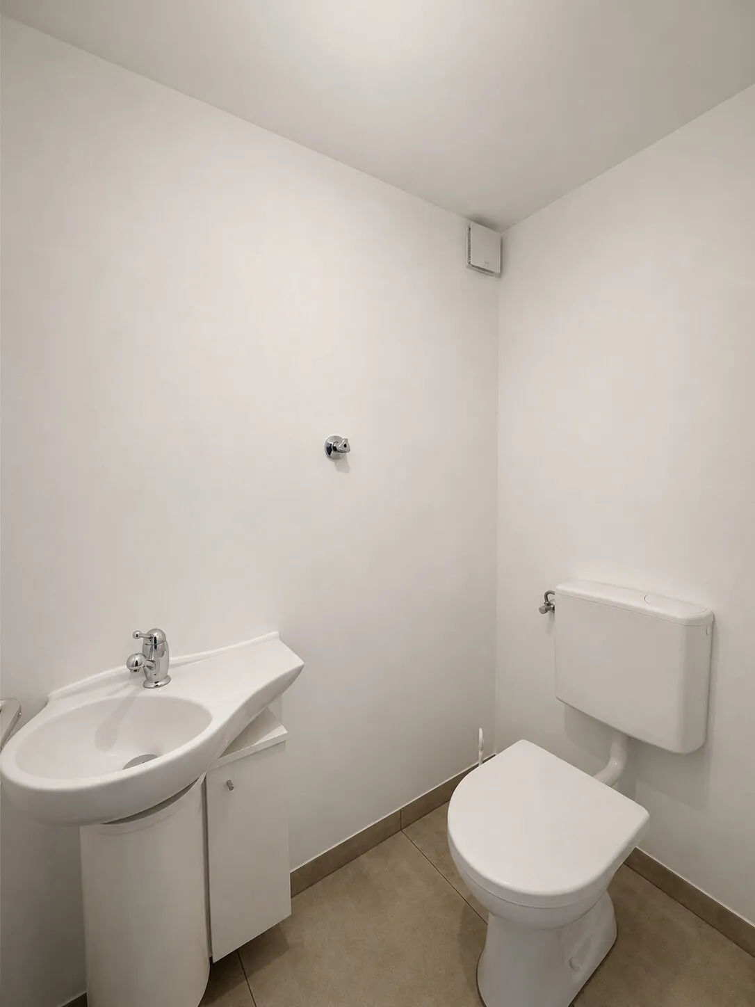 Praktisches separates Gäste-WC