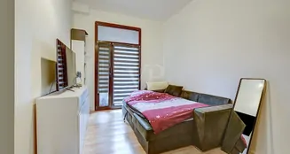 von_poll_real_estate_property_24070026K_image_20