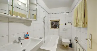 von_poll_real_estate_property_24070026K_image_10