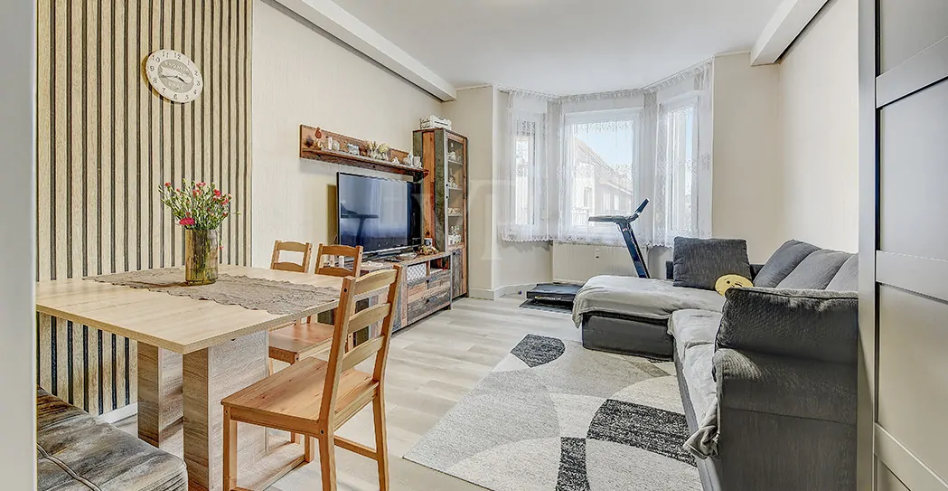 Von Poll - 2. OG Wohn/Esszi.