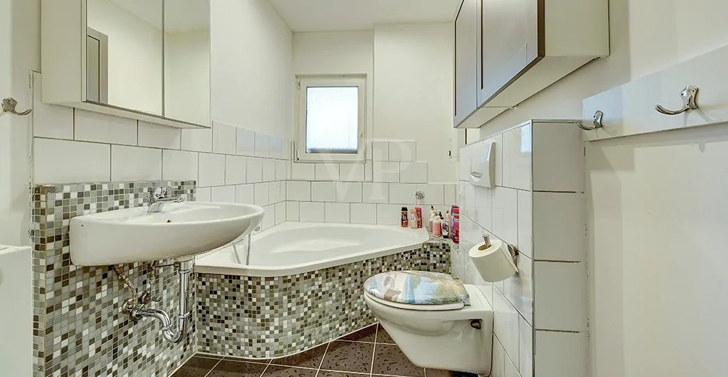 Von Poll - 2. OG Bad