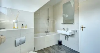 von_poll_real_estate_property_25070010_image_20