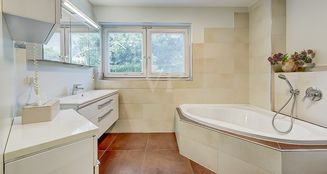 von_poll_real_estate_property_25070008_image_15