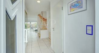 von_poll_real_estate_property_25070009_image_2