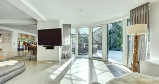 von_poll_real_estate_property_25070022_image_25