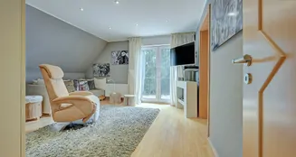 von_poll_real_estate_property_25070022_image_11