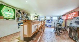 von_poll_real_estate_property_25070022_image_28