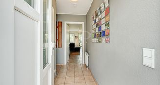 von_poll_real_estate_property_25070011_image_2
