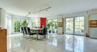 von_poll_real_estate_property_25070021_image_5