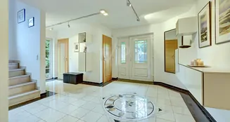 von_poll_real_estate_property_25070021_image_14