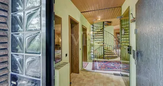 von_poll_real_estate_property_25070019_image_2