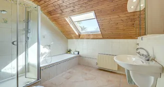 von_poll_real_estate_property_25070019_image_22