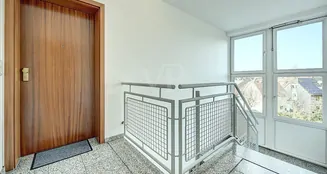 von_poll_real_estate_property_25070024K_image_4