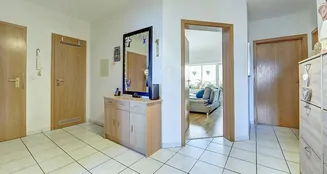 von_poll_real_estate_property_25070024K_image_11