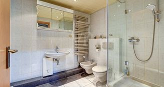 von_poll_real_estate_property_24070025K_image_18
