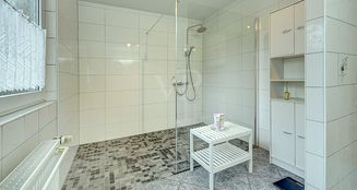 von_poll_real_estate_property_25070002HH_image_14
