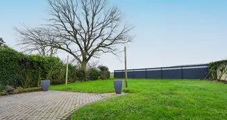 von_poll_real_estate_property_25070002NH_image_5