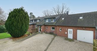 von_poll_real_estate_property_25070002NH_image_1