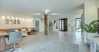 von_poll_real_estate_property_25070020_image_18