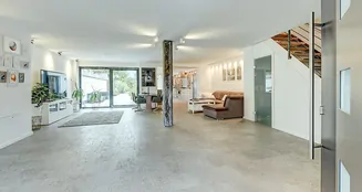 von_poll_real_estate_property_25070020_image_2