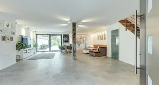 von_poll_real_estate_property_25070020_image_2