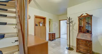 von_poll_real_estate_property_25070026_image_3