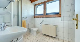 von_poll_real_estate_property_25070026_image_23