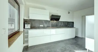 von_poll_real_estate_property_25070028_image_14