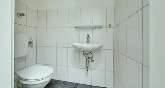 von_poll_real_estate_property_25070028_image_5