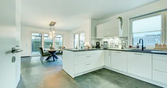 von_poll_real_estate_property_25070031_image_3