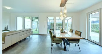 von_poll_real_estate_property_25070031_image_4