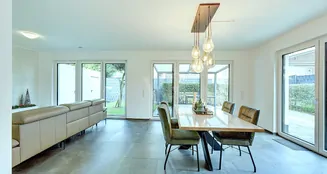 von_poll_real_estate_property_25070031_image_4