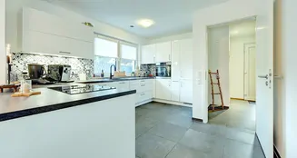 von_poll_real_estate_property_25070031_image_15