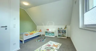 von_poll_real_estate_property_25070031_image_25