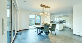 von_poll_real_estate_property_25070031_image_14