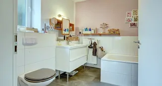 von_poll_real_estate_property_25070018K_image_4