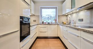 von_poll_real_estate_property_25125056_image_2