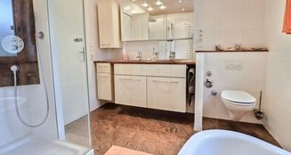 von_poll_real_estate_property_25125056_image_8