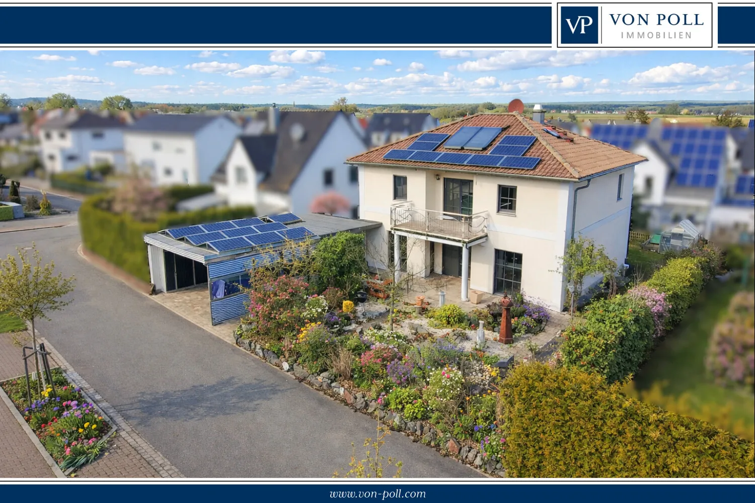 Mediterranes Einfamilienhaus mit PV-Anlage, Garten & Balkon – sofort bezugsbereit