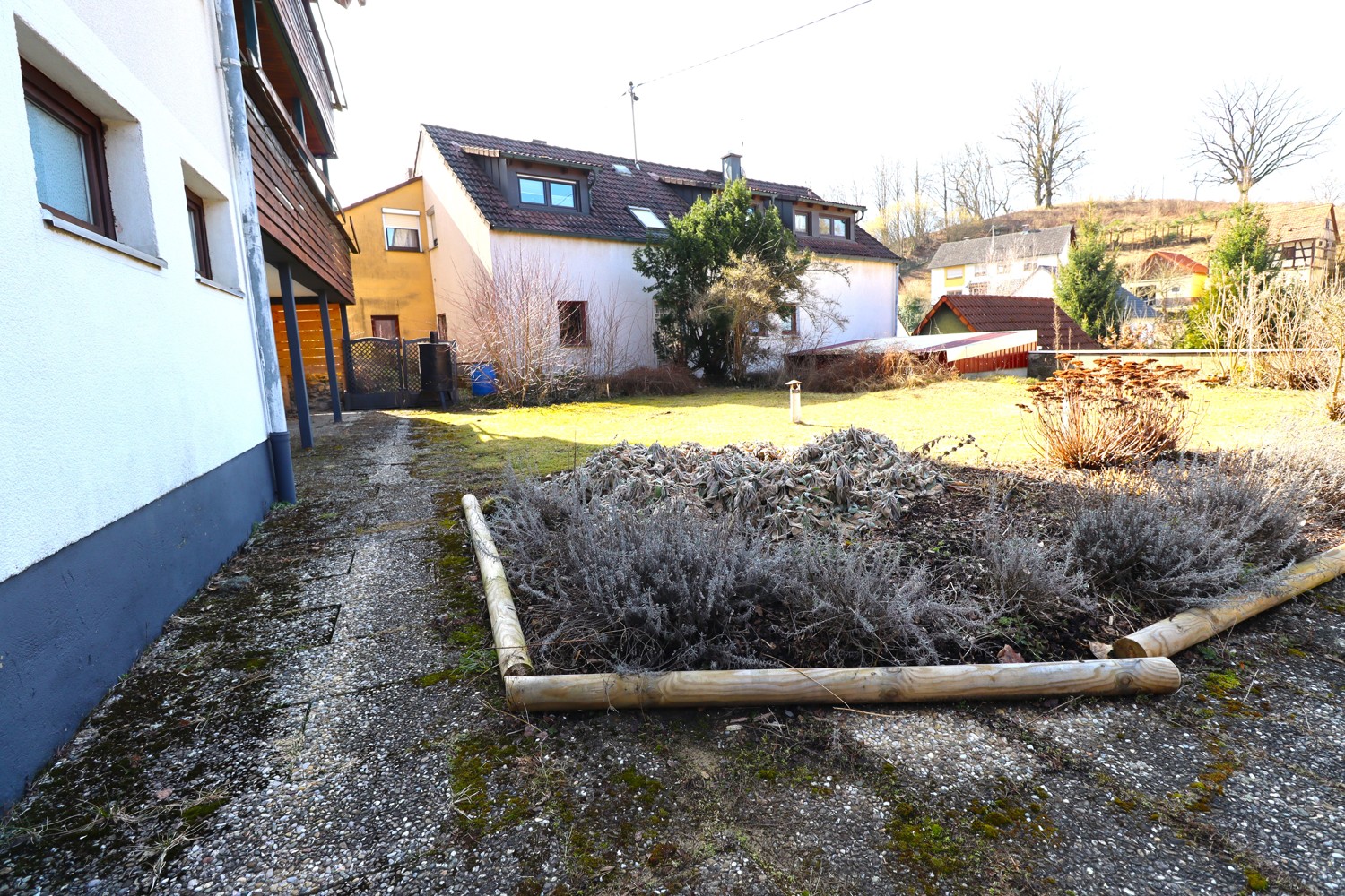 Sanierungsbedürftiger Resthof mit viel Potenzial und Platz für Handwerkerträume