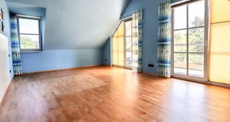von_poll_real_estate_property_25125048_image_8