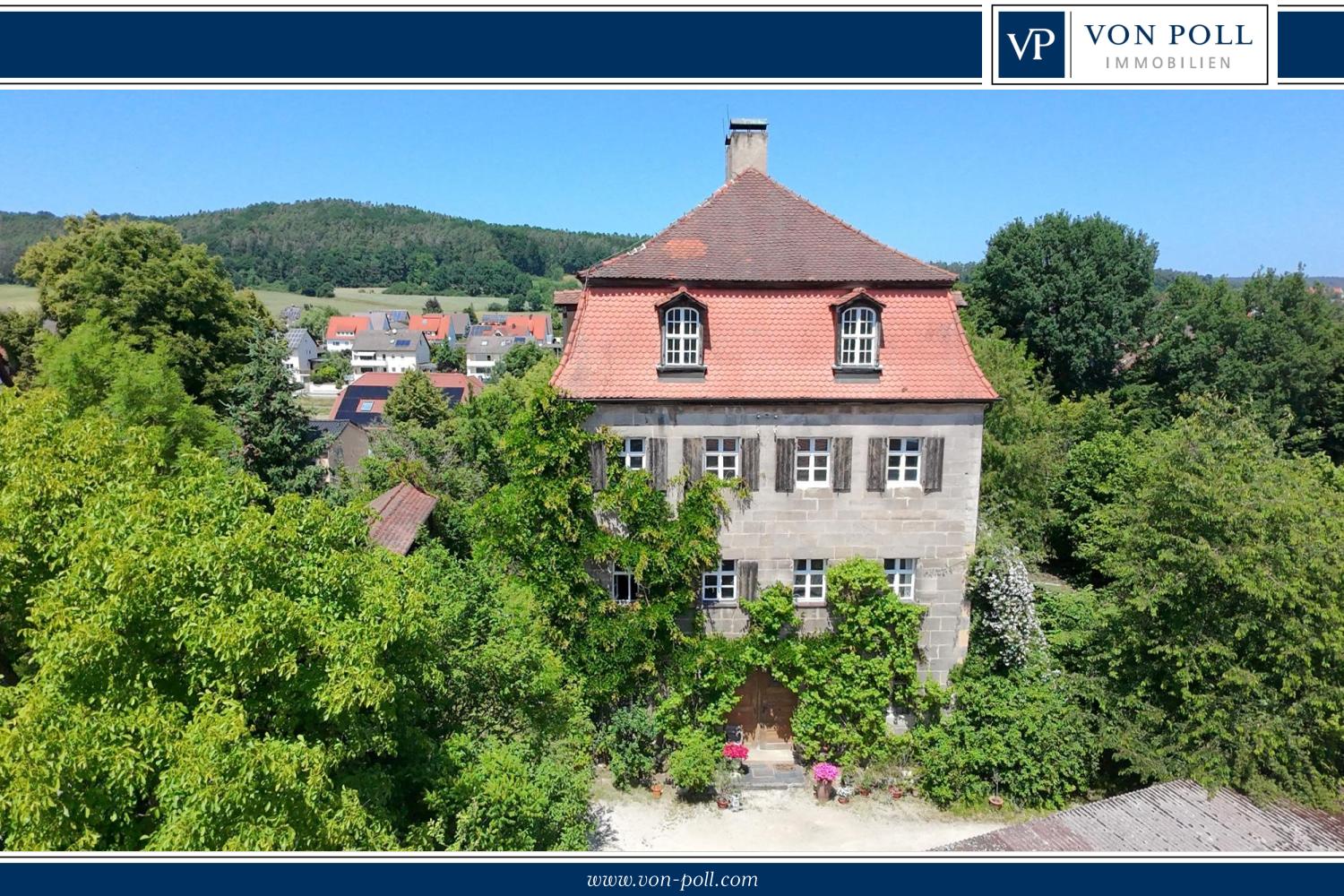 Historisches Jagdschlösschen aus dem 16. Jhdt. auf herrlichem Grundstück