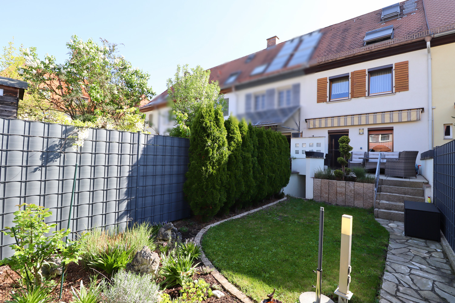 Reihenhausjuwel in Erlangens Bestlage – Historie zum Verlieben