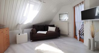 von_poll_real_estate_property_25125054_image_7