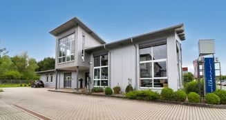 von_poll_real_estate_property_25125070_image_0