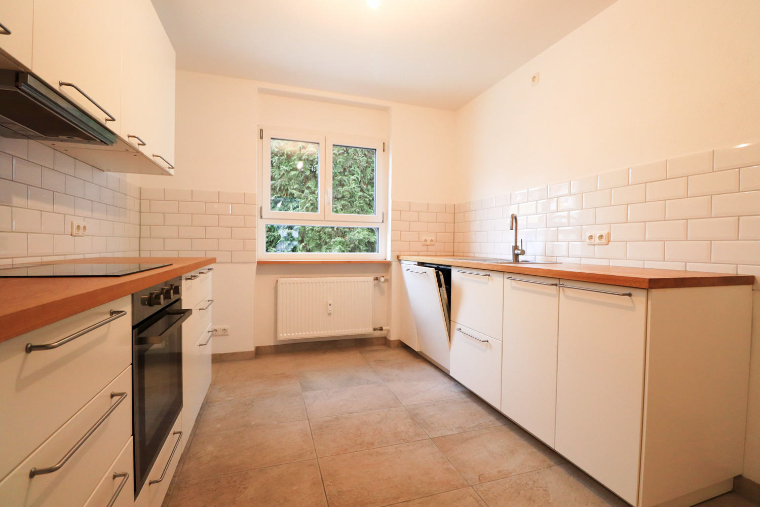 Attraktives 2-Familienhaus+Apartment in beliebter Lage Baiersdorf - Anleger aufgepasst!