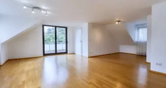 von_poll_real_estate_property_25125091_image_0